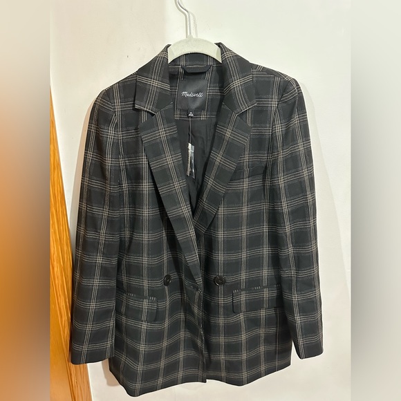 Madewell Caldwell Double-Breasted Blazer in Seaton Plaid - Picture 2 of 7